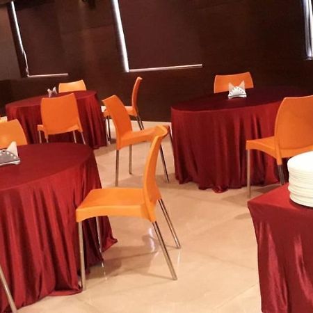 Hotel-S-Park Khammam Eksteriør billede